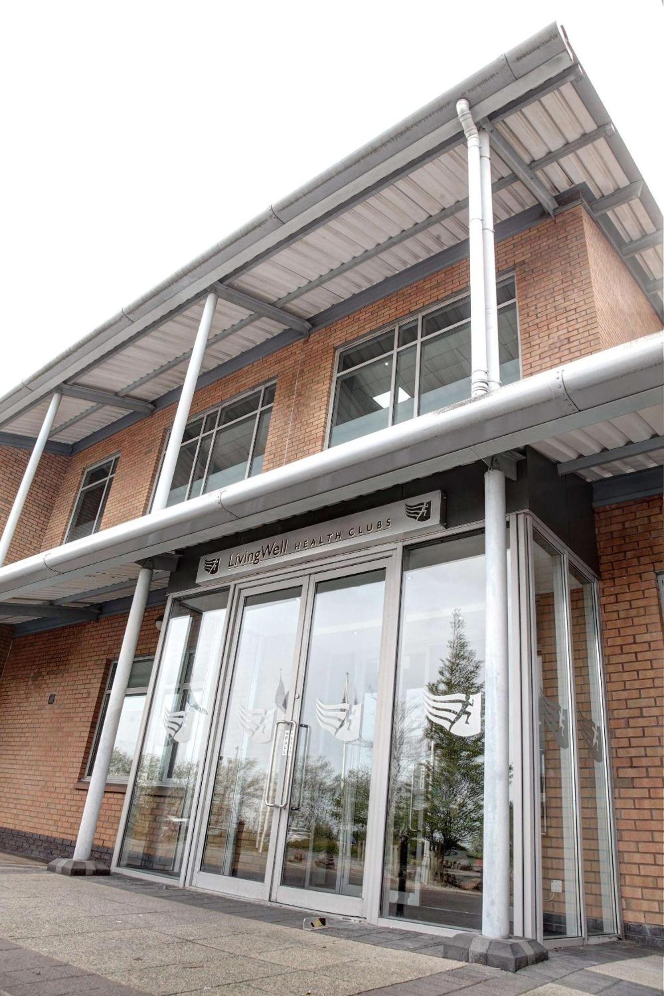 Doubletree By Hilton Glasgow Strathclyde Bellshill Exterior photo